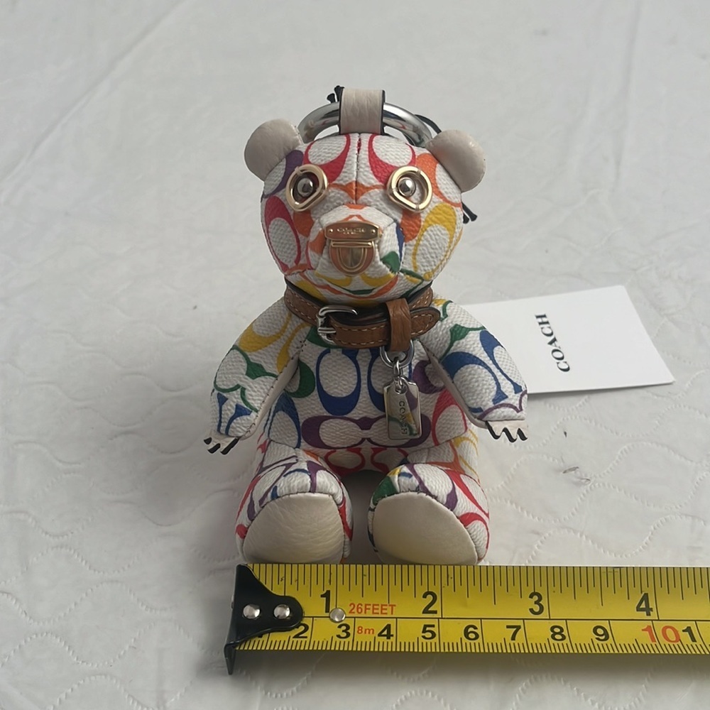 Coach signature logo multicolor rainbow bear keychain - Picture 10 of 11